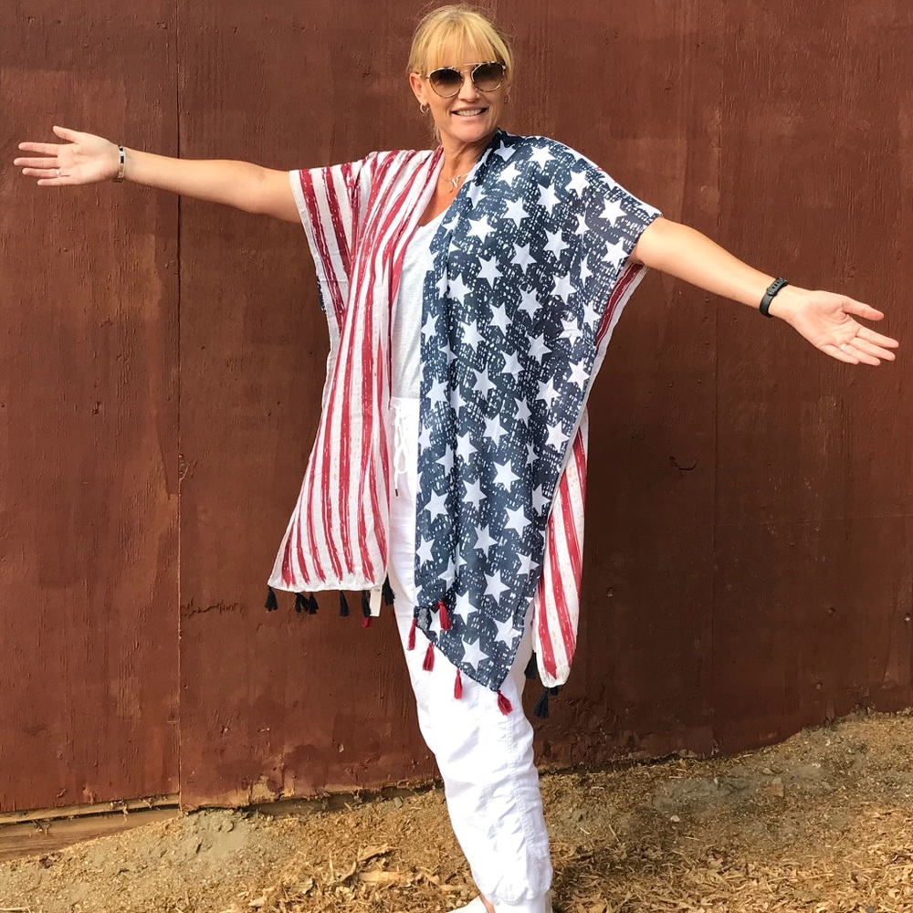 American Flag Red/White/Blue Kimono - Picture 5 of 17